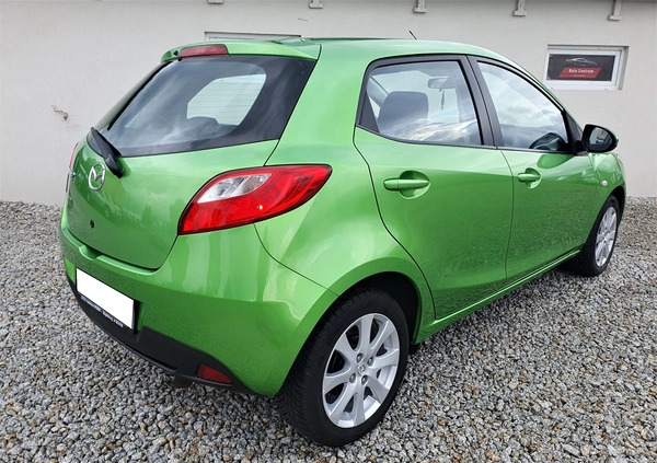 Mazda 2 cena 17700 przebieg: 190000, rok produkcji 2008 z Łazy małe 379